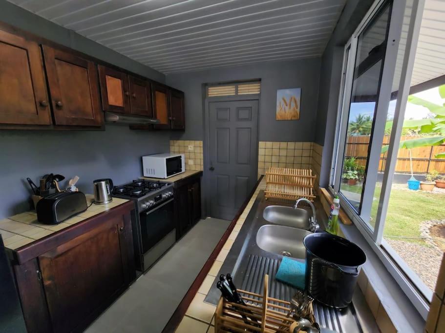 Maddy'S House Villa Maatea Екстериор снимка