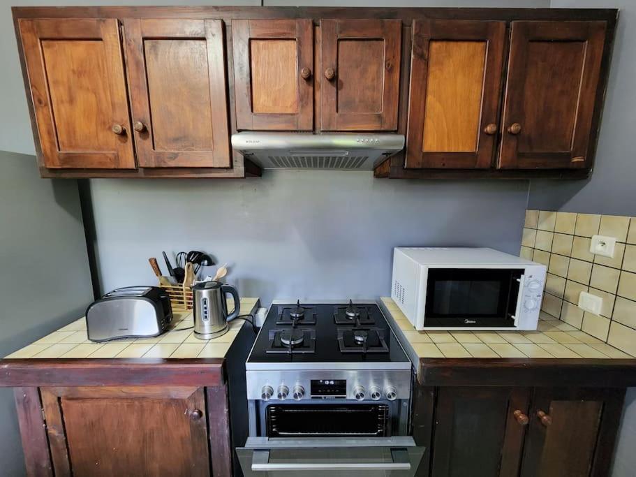 Maddy'S House Villa Maatea Екстериор снимка